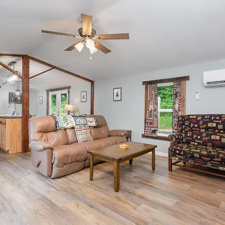 Villa Grey Pines At Hocking Vacations